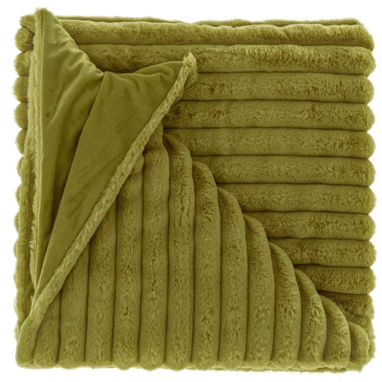 unique-living-plaid-peppe-mossgreen-150x200cm