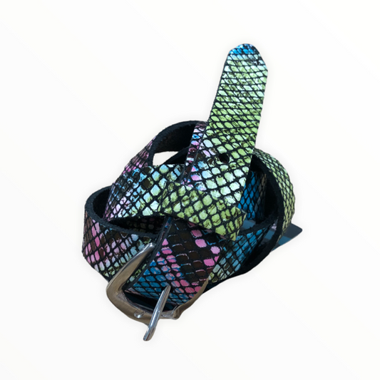 Belt small pink, blue and green | Pinned by K