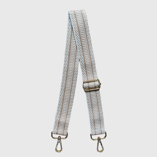 Strap figures khaki  | Pinned by K